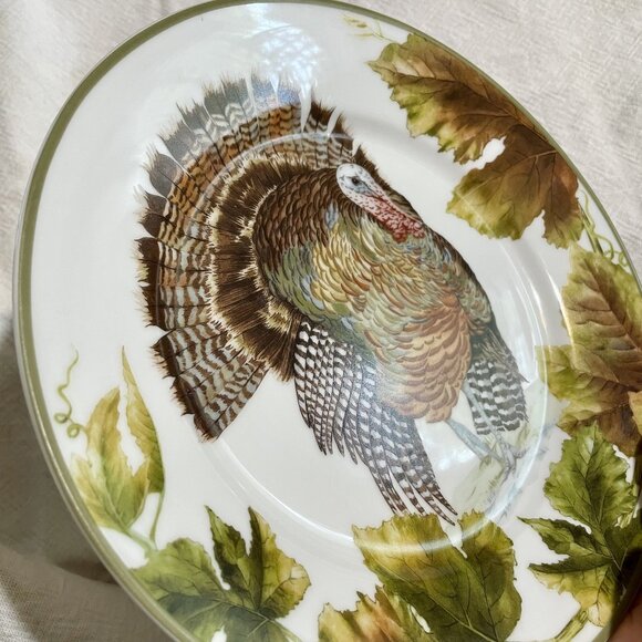Williams Sonoma Botanical Leaf and Turkey 8.5" Salad Plate Fall Thanksgiving - Picture 7 of 12